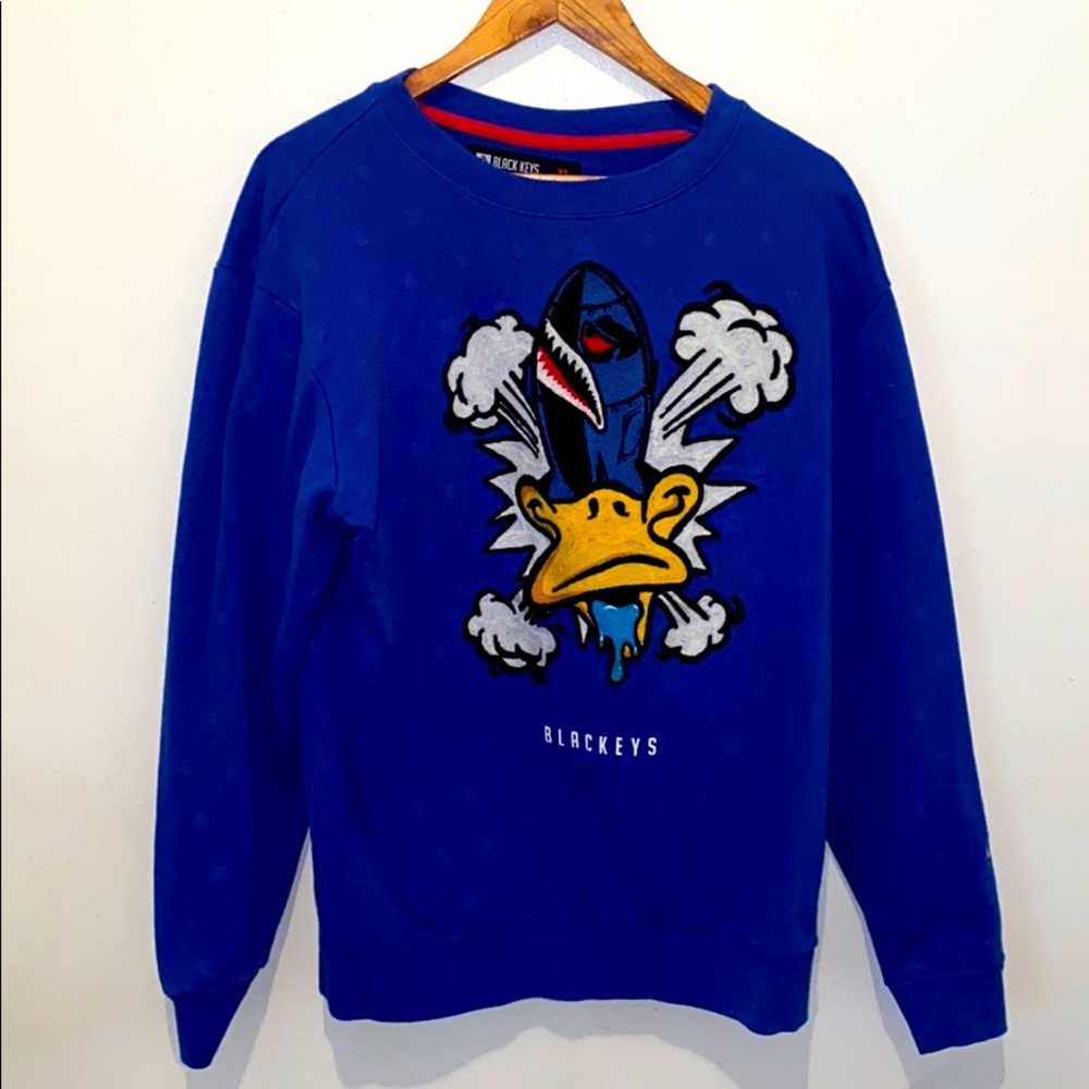 Sweatshirt